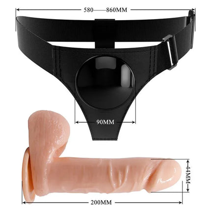 Tom Harness with Dildo 7.4 adjustable strap-on with lifelike 20 cm dildo, featuring comfort and versatility for diverse experiences.