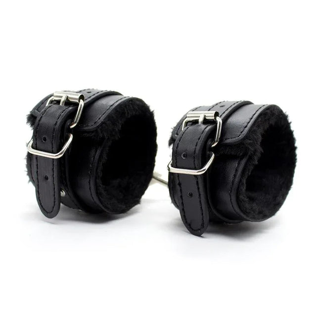 Fur Lined Adjustable Handcuffs 30 cm Black with soft interior for comfort and secure restraint, part of the Latetobed BDSM Line.