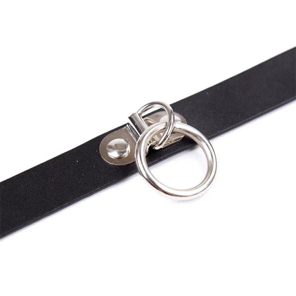 Close-up of Collar Adjustable 43 cm Black with metal ring detail from Latetobed BDSM Line