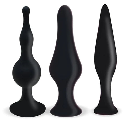 Set of 3 Butt Plugs Black by Moove, featuring three distinct silicone plugs for beginners, waterproof and phthalate-free.