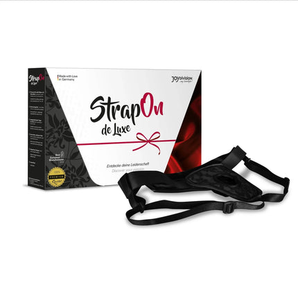 Adjustable Harness De Luxe packaging and harness displayed