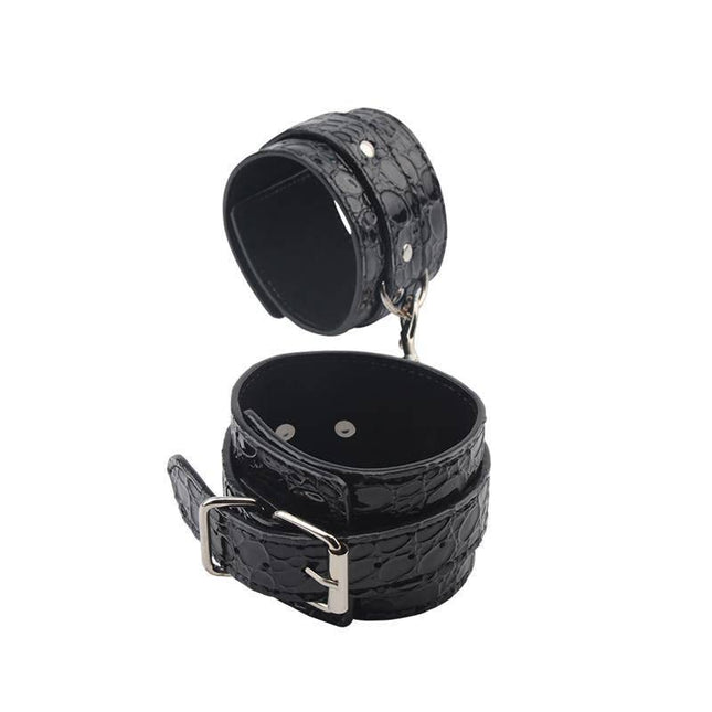 Ankle Cuffs Be Good Black with adjustable PU material and detachable chain for secure and comfortable wear.