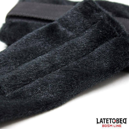 Close-up of Bed Restraint Set with Adjustbable and Desmontable Cuffs featuring soft, plush material