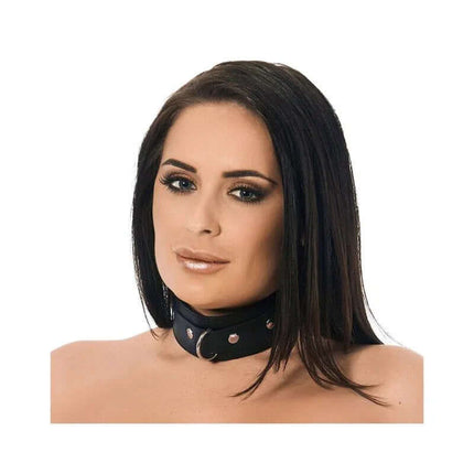 Model wearing Leather Collar with Studs and D-Ring, featuring black leather and durable design for adventurous style.
