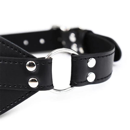 Close-up of Blindfold with Strap Adjustable featuring a sleek black design and silver buckle for secure fit from Latetobed BDSM Line.