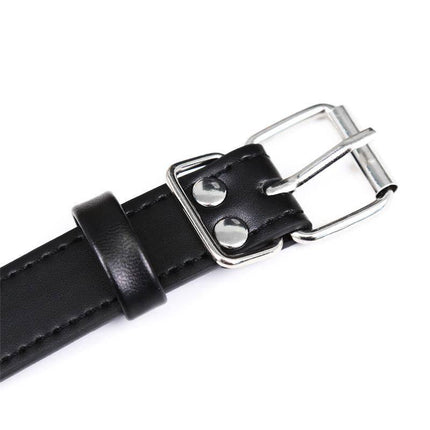 Adjustable strap of Blindfold with Strap Adjustable showing buckle detail, part of the Latetobed BDSM Line for personalized fit.