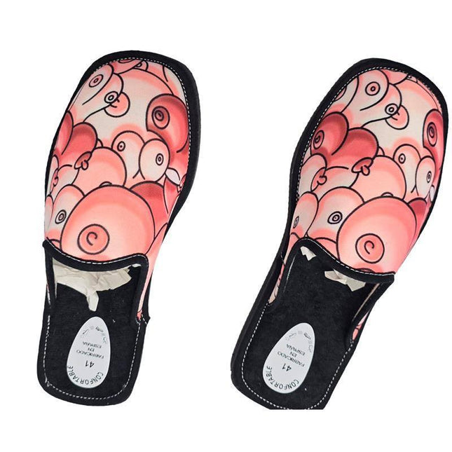 Breast slippers with cheeky pink design, perfect for bachelorette parties and winter comfort, available in sizes S to L from Diverty Sex.