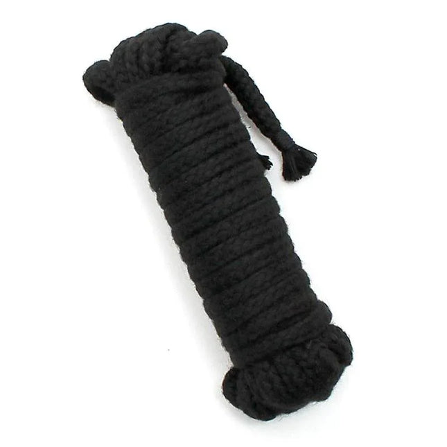 Bristol Hemp Rope 5 m - natural black hemp rope for crafts, knot work, and practical tasks, sturdy and versatile for various projects.