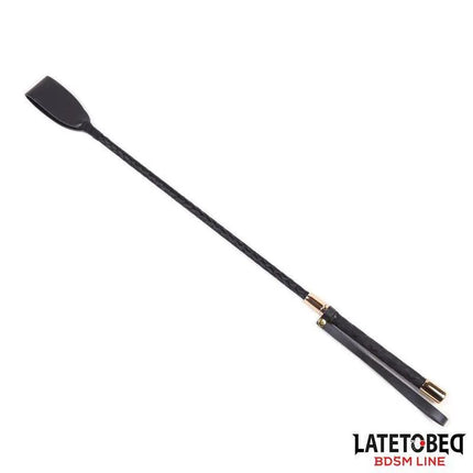 Classic Crop Golden Metal 55 cm from Latetobed BDSM Line, luxury black and gold riding crop, 55 cm long, elegant design.