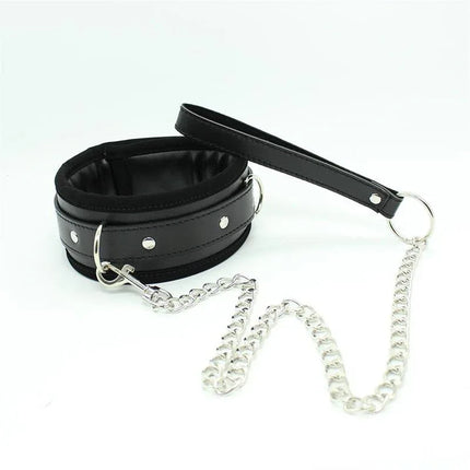 Collar with Metal Leash and Pedded Interior Black from Latetobed BDSM line, featuring padded interior and detachable chain.