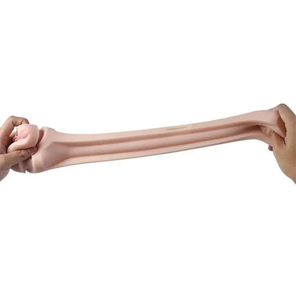 Stretchable design of Davina Masturbator with vibration for lifelike solo-play experience