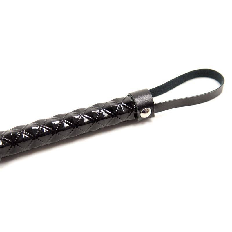 Flogger Diamond Pattern with Metal Hardware 39 cm Black - secretsextoys.store