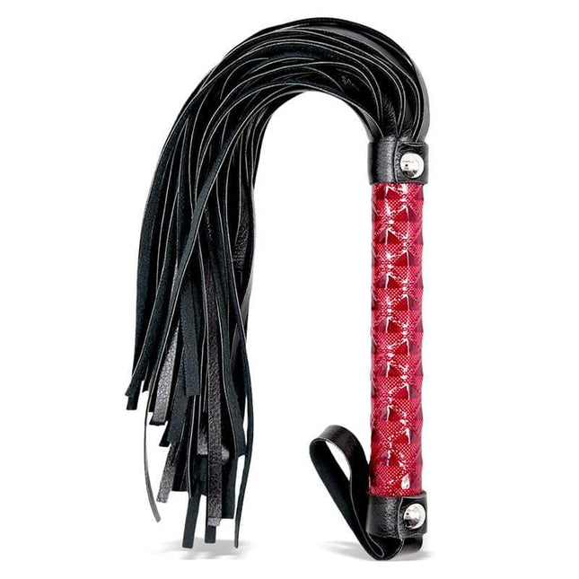 Flogger Diamond Vegan Leather with textured handle and soft-touch vegan leather for ethical, luxurious BDSM experience.
