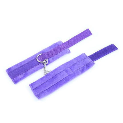 Handcuffs with Velcro with Long Fur Purple for adventurous play