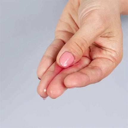 Hand holding Hot Effect Strawberry with Cream Lubricant 50 ml