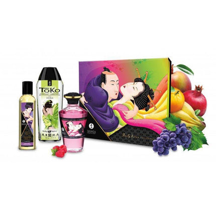 Kit Fruity Kisses, featuring shunga-inspired products for enhancing desire and pleasure, elegant design with fruit accents.