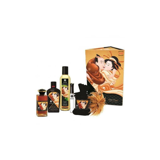 Kit Sweet Kisses Collection with edible massage oil, warming oil, body paint, body powder, divine shine, and tickling feather.