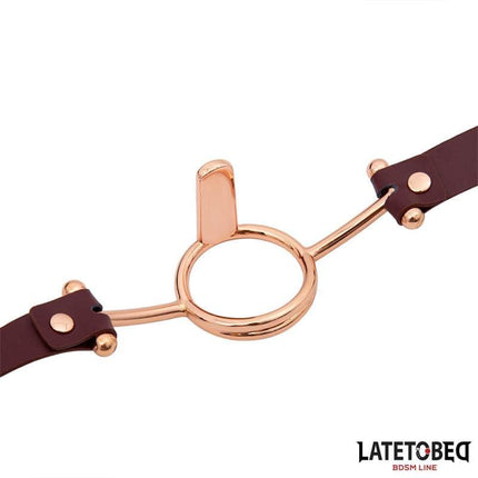 LATETOBED Leather O Ring Gag with brown straps and gold accents for BDSM enthusiasts, featuring a 4.8 cm ring diameter.