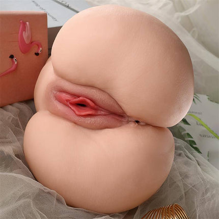 Lorre Realistic Masturbator 2.6 kg, lifelike TPR design for immersive experience, soft texture, ideal for one-handed use.