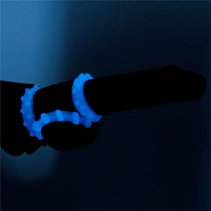Glow-in-the-dark Lumino Play Set 3 Penis Ring Blue Light on display