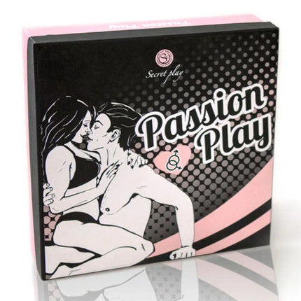 Passion Play (ES/EN/FR/PT) game box featuring a couple embracing on a stylish design.