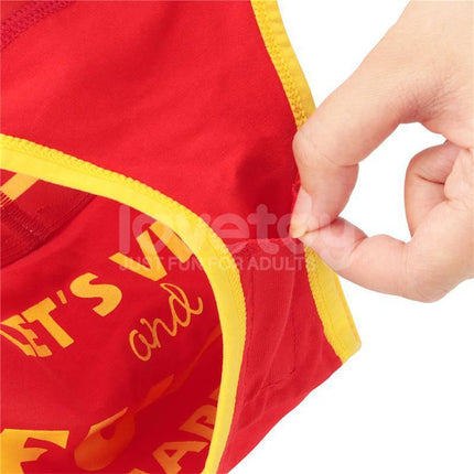 Close-up of Printed Vibrating Sexy Panties 28-33 with discreet pocket