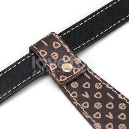 Close-up of the Rebellion Reign Tie Collar showcasing durable PU material and unique design, emphasizing bold style and confident statement.