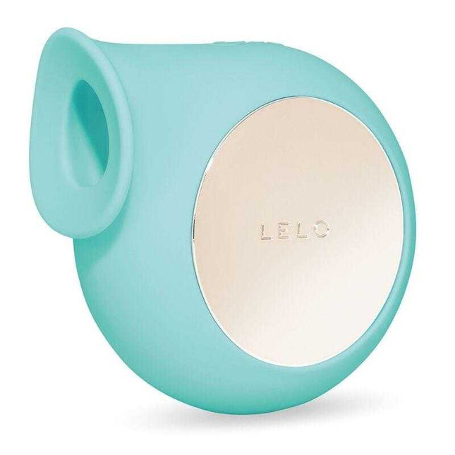 Sila Cruise Clitoris Sucker Aqua in aqua color with gold accents, designed by LELO for enhanced pleasure and sensation.