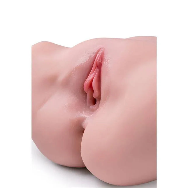 Tracy Masturbator with Vibration 2.9 kg, realistic dual-opening design for lifelike, immersive pleasure and versatile sensations.