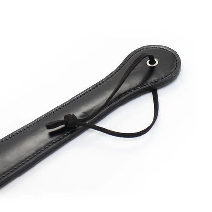 Vegan Leather Paddle 48 cm with color-matched stitching and strap for BDSM play, showcasing premium vegan leather craftsmanship.