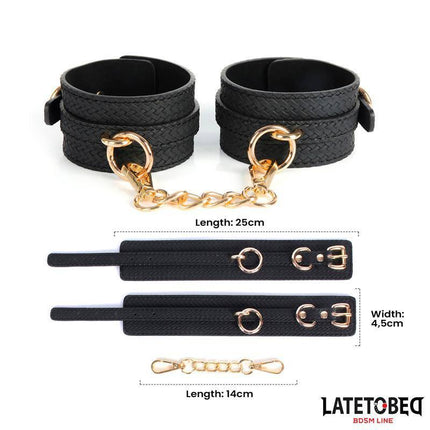 Weaving patterns ankle cuff Golden Chain with adjustable PU and gold finish, ideal for refined BDSM experiences.